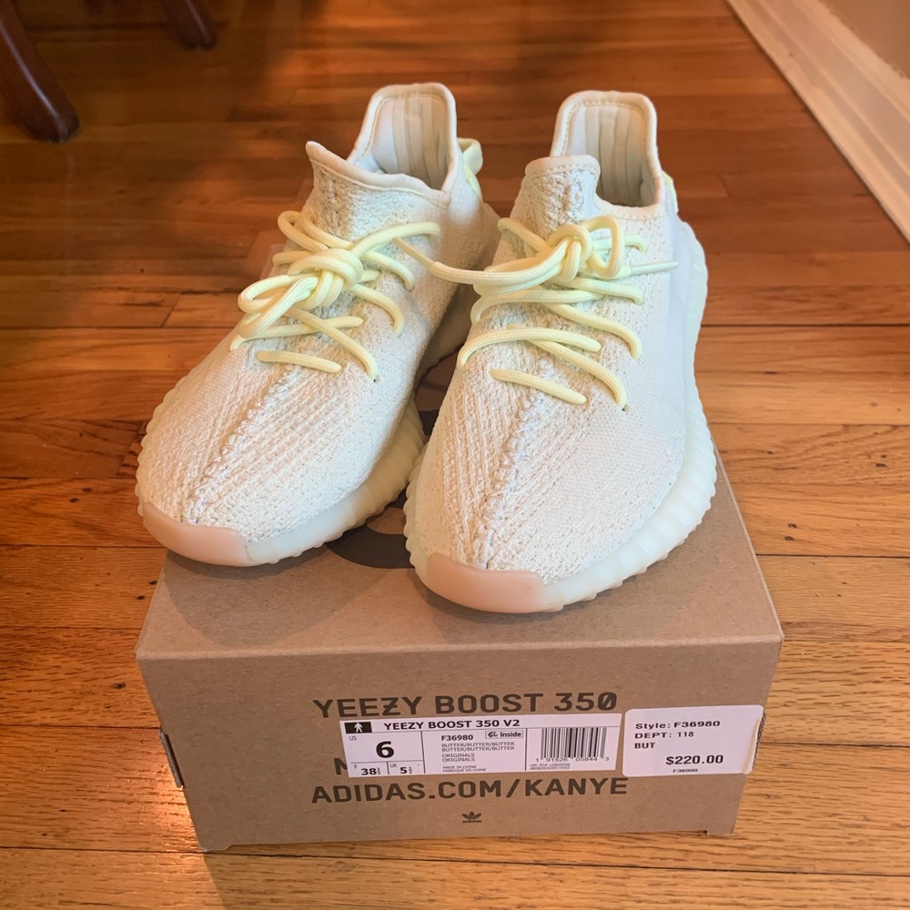 Adidas yeezy boost butter 350 V2 size 6
